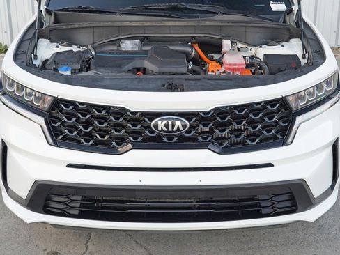 Used 2021 Kia Sorento S image 7