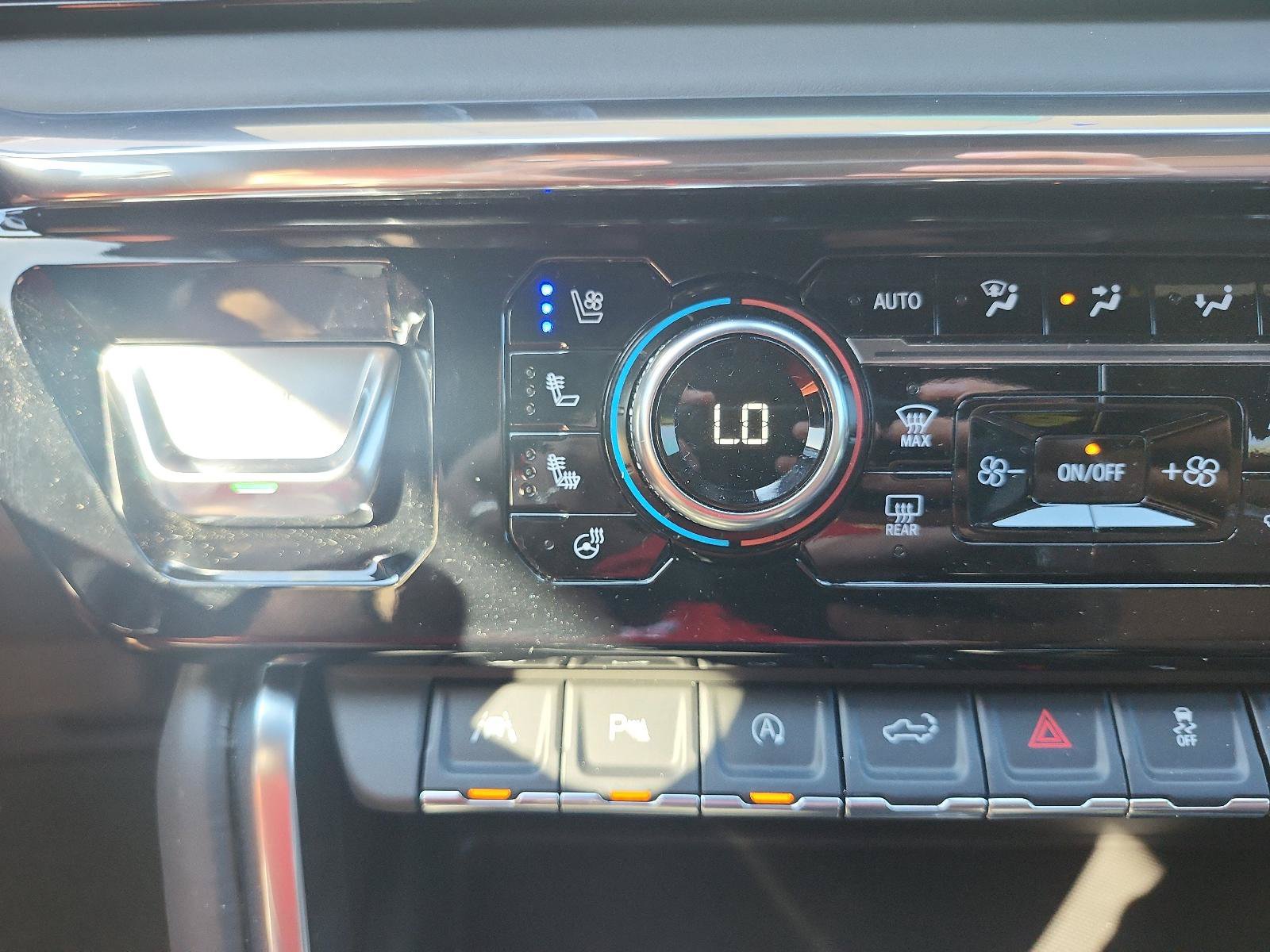 Certified 2024 GMC Sierra 1500 Denali Ultimate AWD/4WD image 24