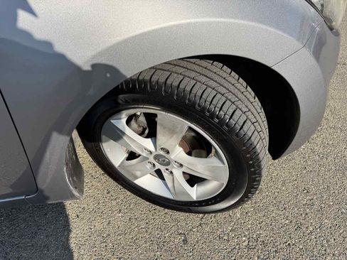 Used 2011 Hyundai Elantra GLS w/ Navigation Pkg 4 image 35