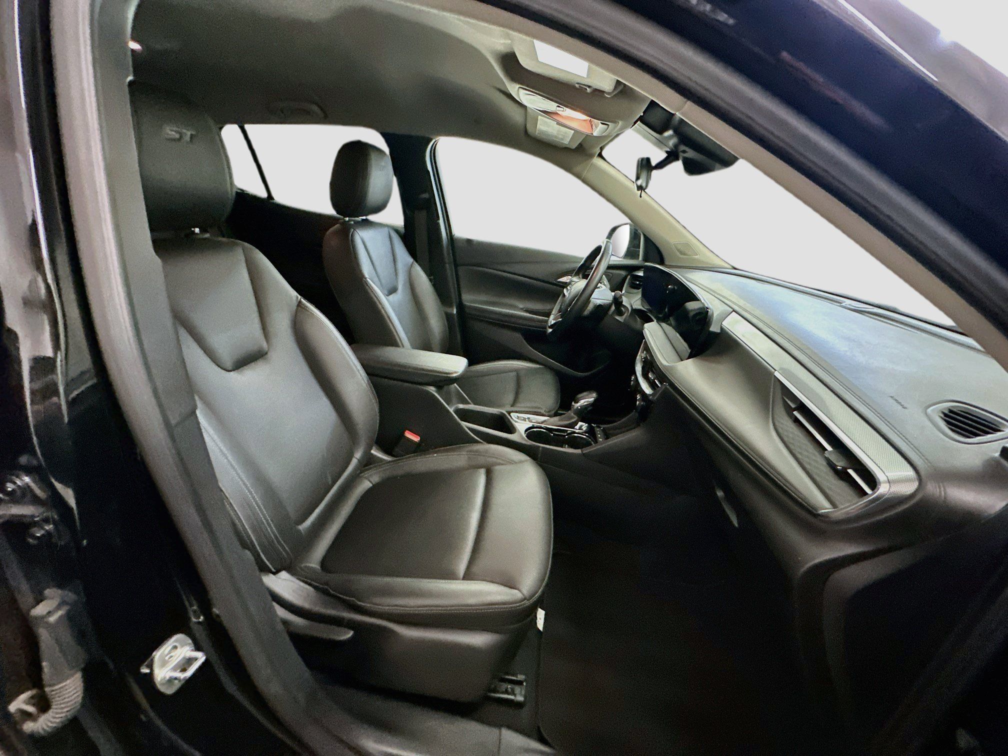 Used 2024 Buick Encore GX Sport Touring AWD/4WD image 31