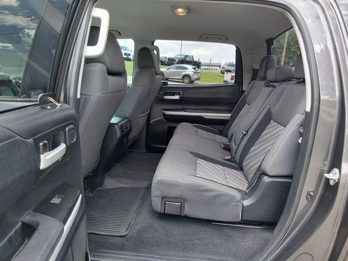 Used 2018 Toyota Tundra SR5 w/ TRD Off Road Package AWD/4WD image 13