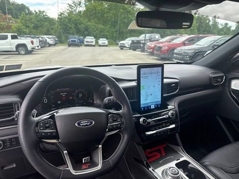 Used 2023 Ford Explorer ST w/ Equipment Group 401A AWD/4WD image 3
