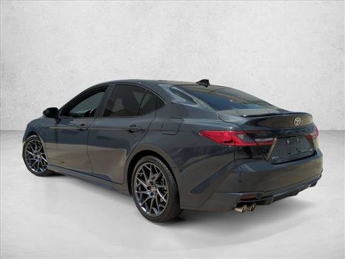 Used 2025 Toyota Camry XSE FWD image 7