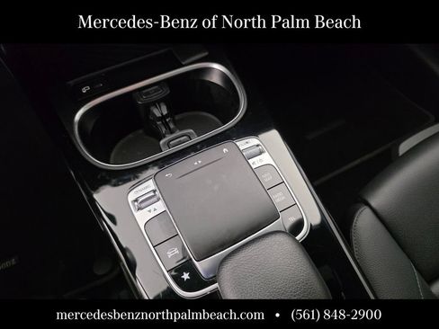 Used 2020 Mercedes-Benz CLA 250 image 21