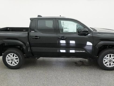 New 2026 Toyota Tacoma SR5 AWD/4WD image 11