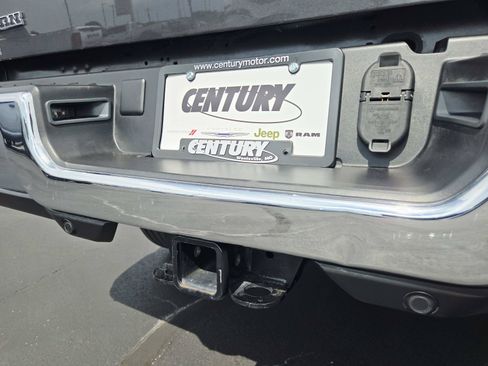 Used 2025 RAM 2500 Big Horn AWD/4WD image 15