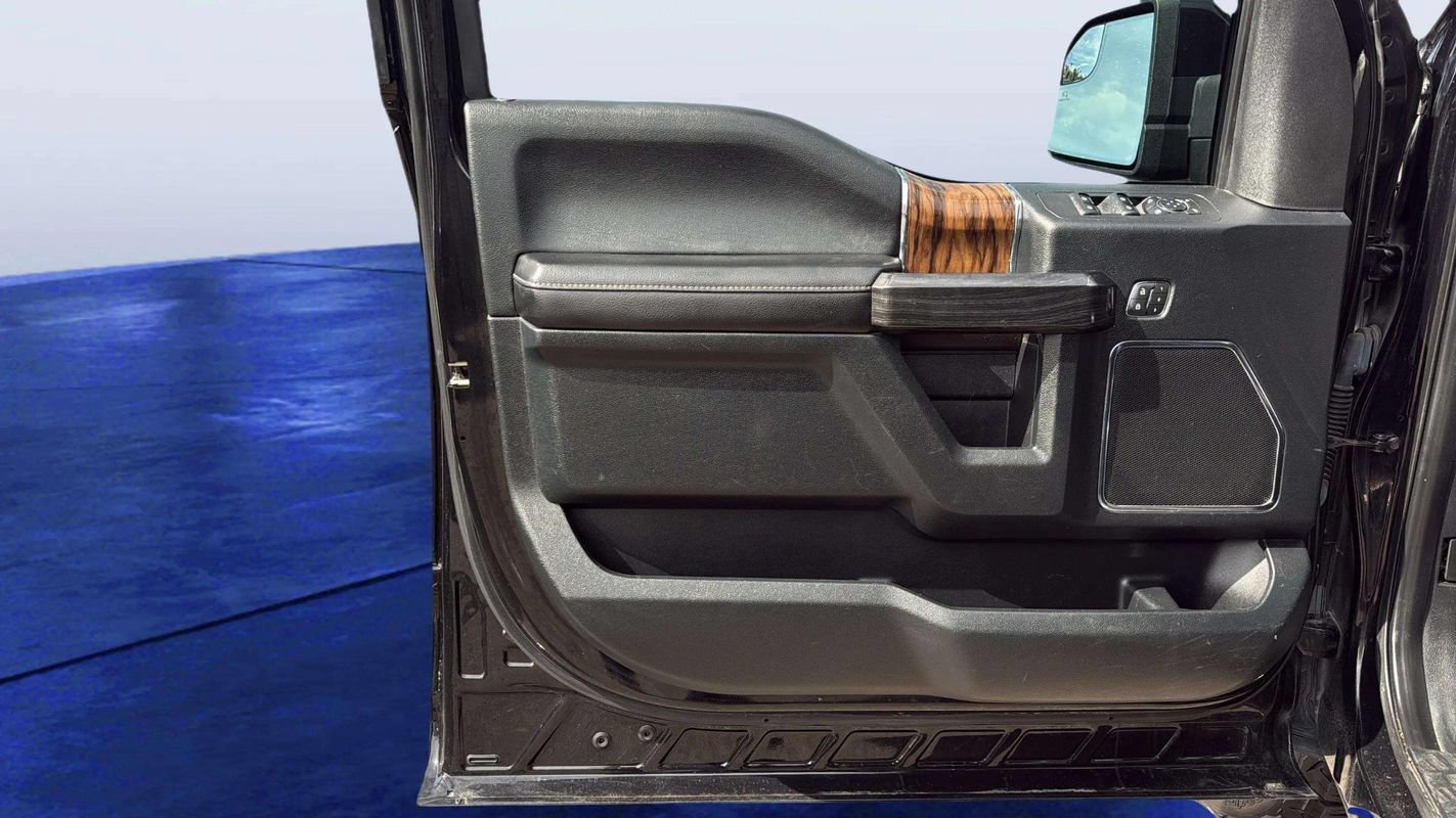 Used 2019 Ford F150 Lariat AWD/4WD image 15