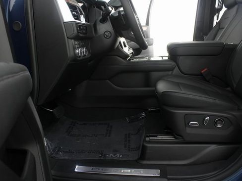 New 2026 GMC Yukon XL Denali w/ Sun & Power Step Package image 20