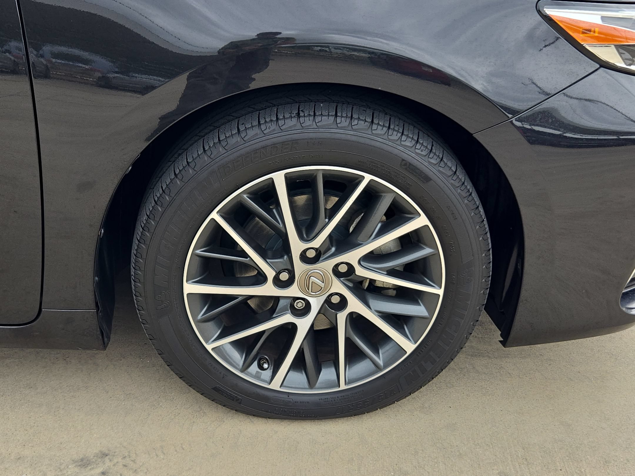 Used 2018 Lexus ES 350 w/ Luxury Package w/Wood Trim FWD image 27
