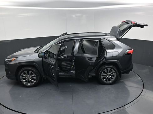 Used 2023 Toyota RAV4 XLE Premium FWD image 25