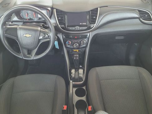 Used 2020 Chevrolet Trax LS image 5