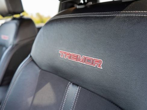 Used 2021 Ford Ranger Lariat w/ Tremor Off-Road Package image 18