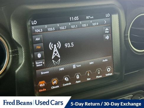 Used 2023 Jeep Wrangler Unlimited Sahara AWD/4WD image 21