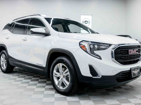 Used 2019 GMC Terrain SLE w/ Driver Convenience Package AWD/4WD image 5