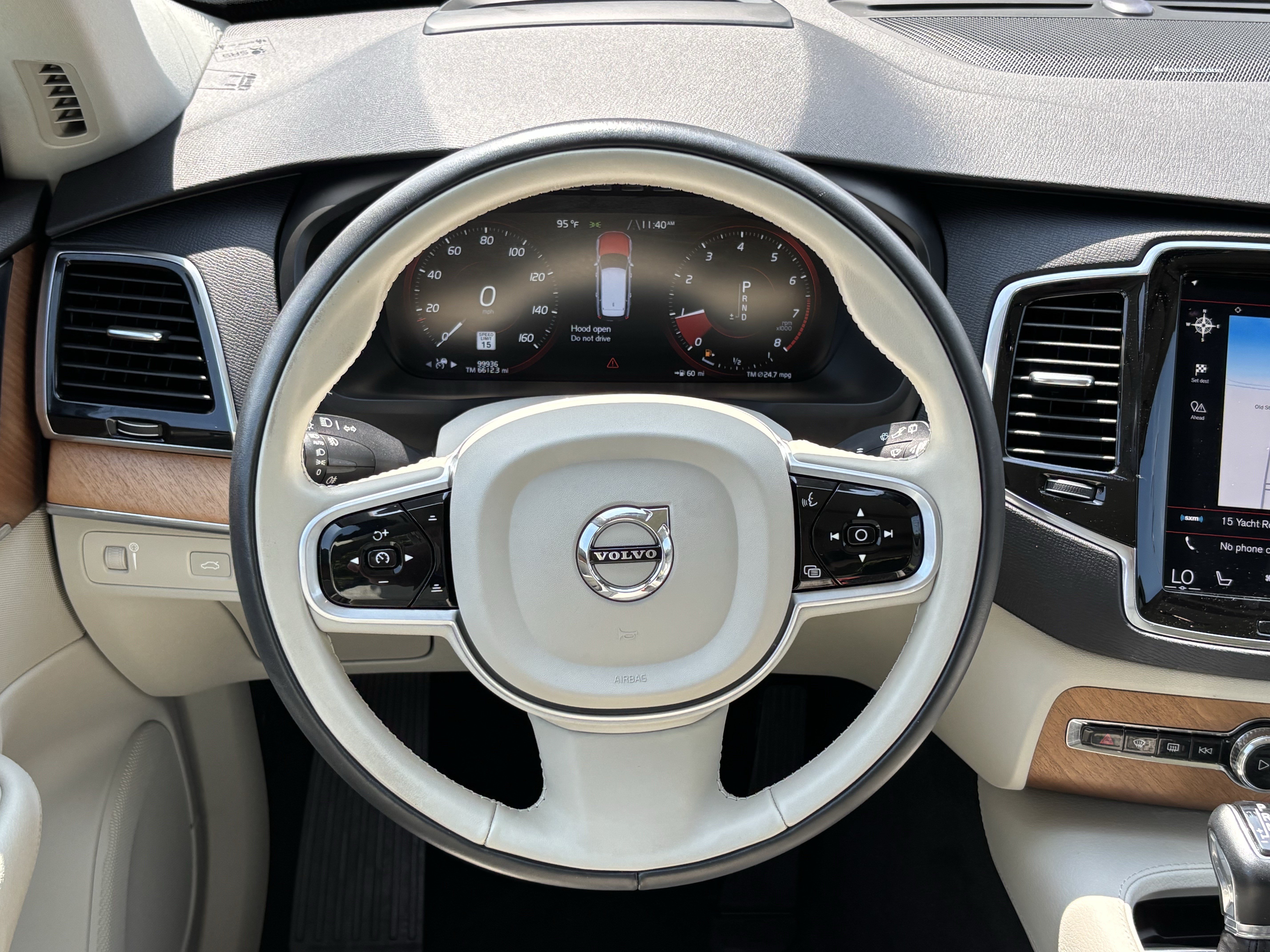 Used 2022 Volvo XC90 T6 Momentum w/ Advanced Package AWD/4WD image 18