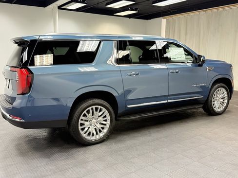 New 2026 GMC Yukon XL Elevation w/ LPO, Floor Liner Package image 8