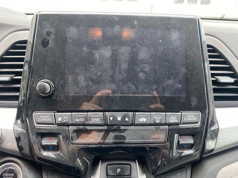 Used 2024 Honda Odyssey EX-L image 12