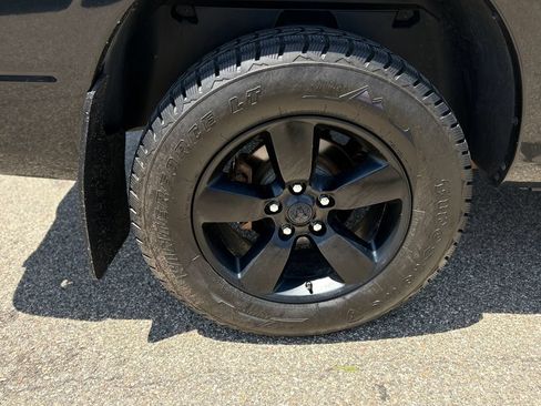 Used 2019 RAM 1500 Express w/ Wheel & Sound Group AWD/4WD image 23