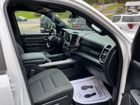 Used 2021 RAM 1500 Big Horn AWD/4WD image 13