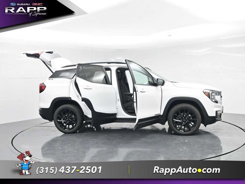 Used 2023 GMC Terrain SLE w/ Driver Convenience Package AWD/4WD image 48