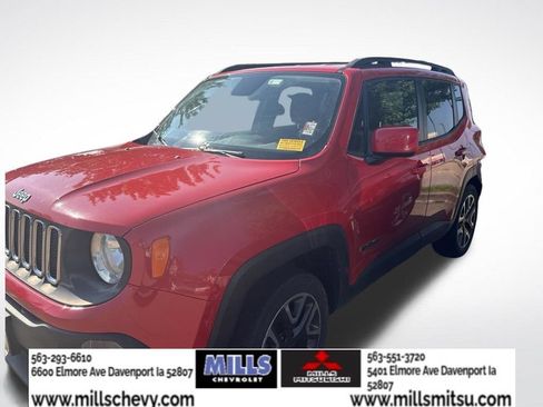 Used 2017 Jeep Renegade Latitude w/ Popular Equipment Group AWD/4WD image 1