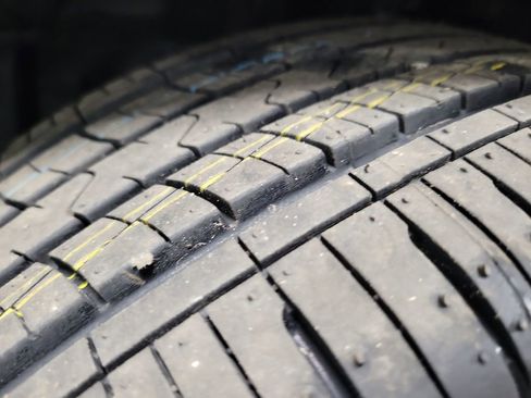 Used 2014 Toyota Corolla LE image 11