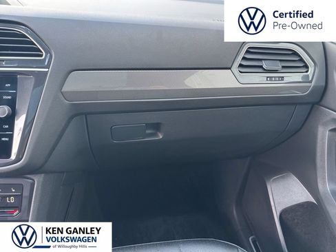Used 2024 Volkswagen Tiguan SE R-Line AWD/4WD image 17