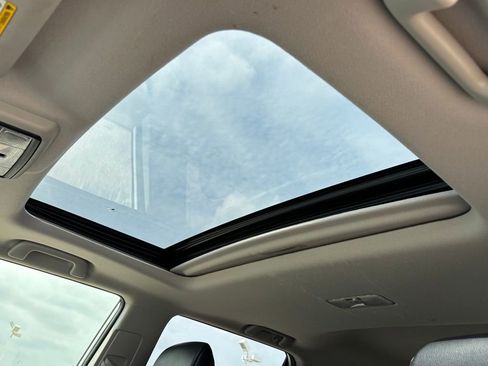 Used 2016 Toyota 4Runner SR5 Premium RWD image 9