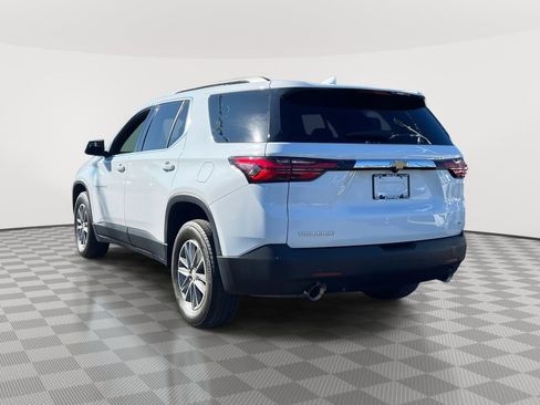Used 2023 Chevrolet Traverse LT image 5