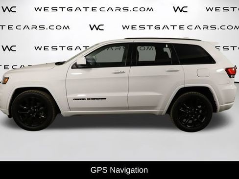 Used 2021 Jeep Grand Cherokee Laredo X image 5