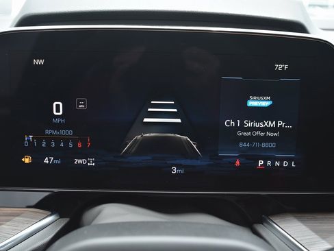 New 2025 Chevrolet Suburban Premier image 20