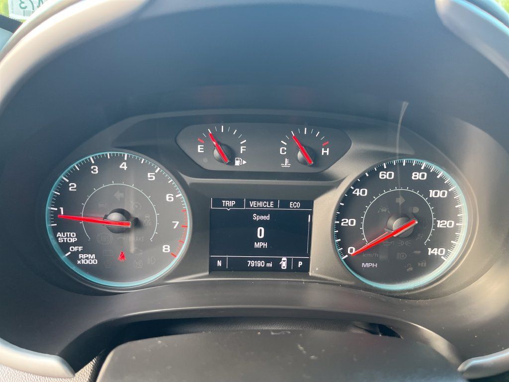 Used 2022 Chevrolet Malibu LT FWD image 17
