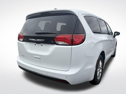 New 2026 Chrysler Voyager LX FWD image 3