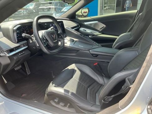 Used 2021 Chevrolet Corvette Stingray Premium Cpe w/ Z51 Performance Package RWD image 13