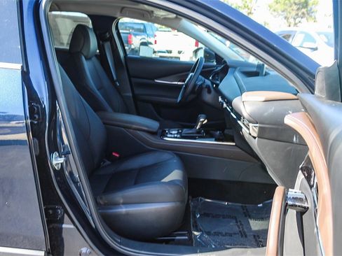 New 2025 MAZDA CX-30 2.5 Turbo w/ Premium Plus Pkg image 16