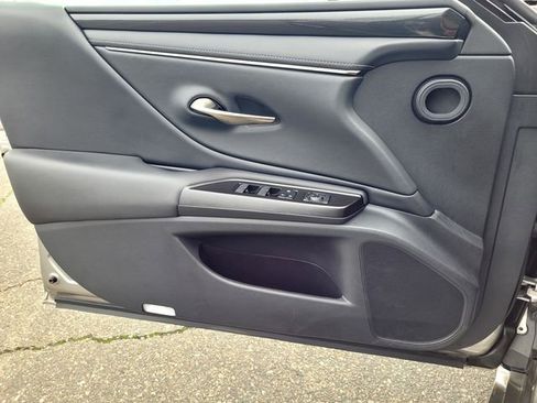 Used 2019 Lexus ES 350 image 15