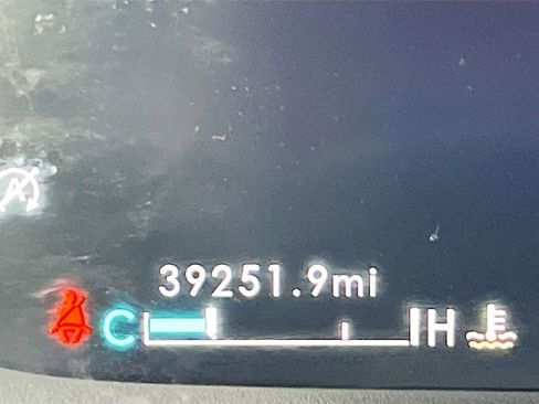 Used 2023 Lincoln Aviator Standard w/ Elements Package image 12