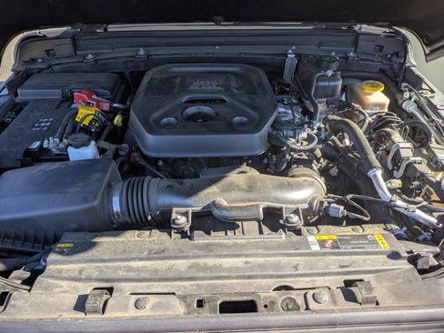 Used 2022 Jeep Wrangler Sport S image 22