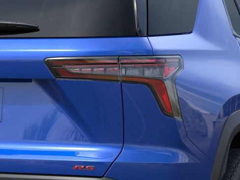 New 2027 Chevrolet Equinox RS w/ Safety and Technology Package FWD image 6