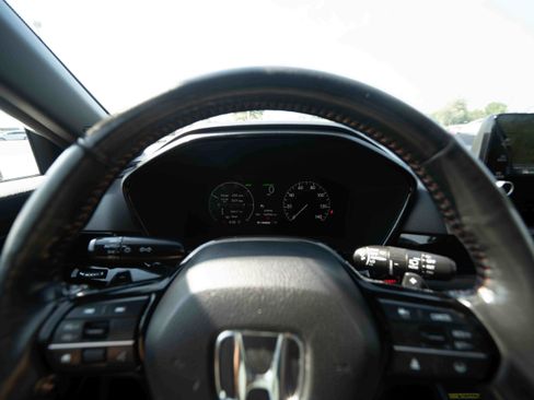 Used 2023 Honda CR-V Sport Touring image 15