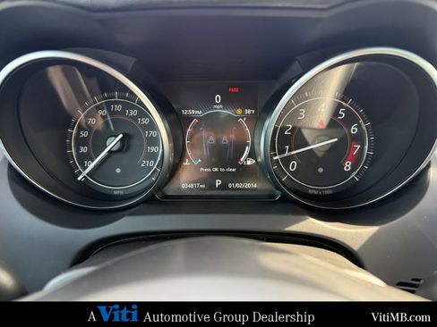 Used 2017 Jaguar F-TYPE R image 27