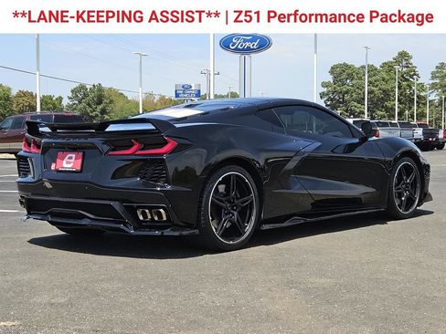 Used 2024 Chevrolet Corvette Stingray Preferred Cpe w/ Z51 Performance Package RWD image 9