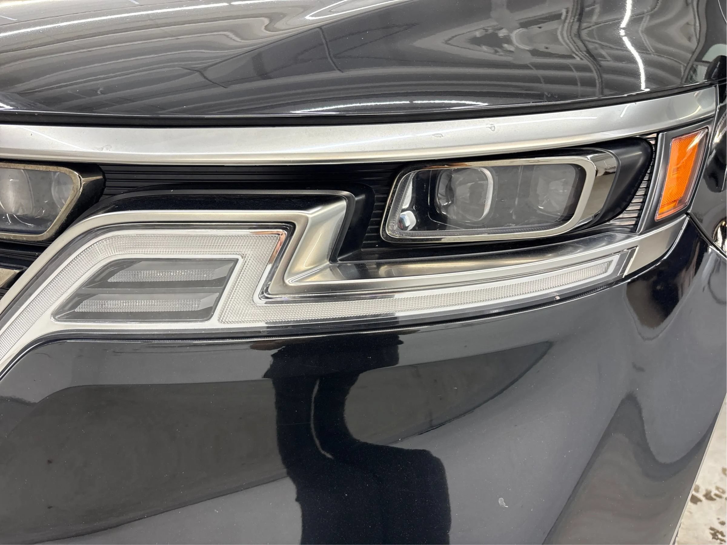 Used 2023 Kia Carnival SX Prestige FWD image 32