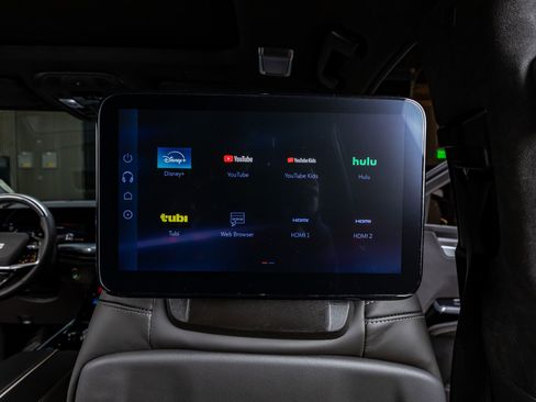 Used 2025 Cadillac Escalade V image 33