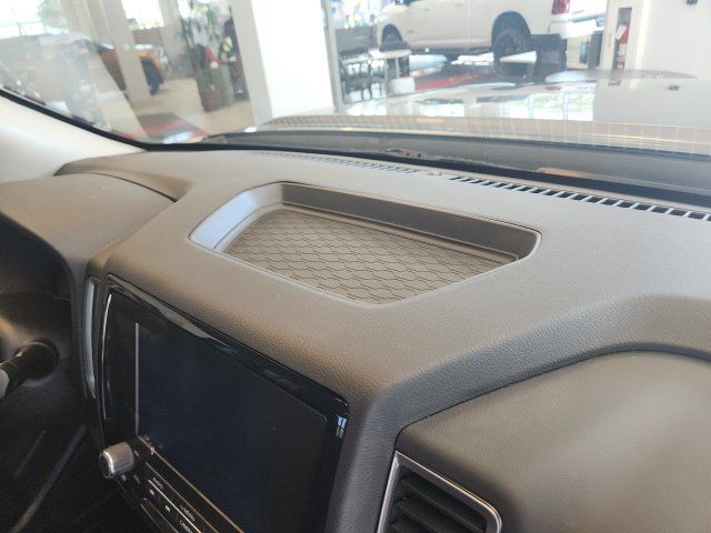 Used 2022 Nissan Frontier SV w/ SV Premium Package AWD/4WD image 21