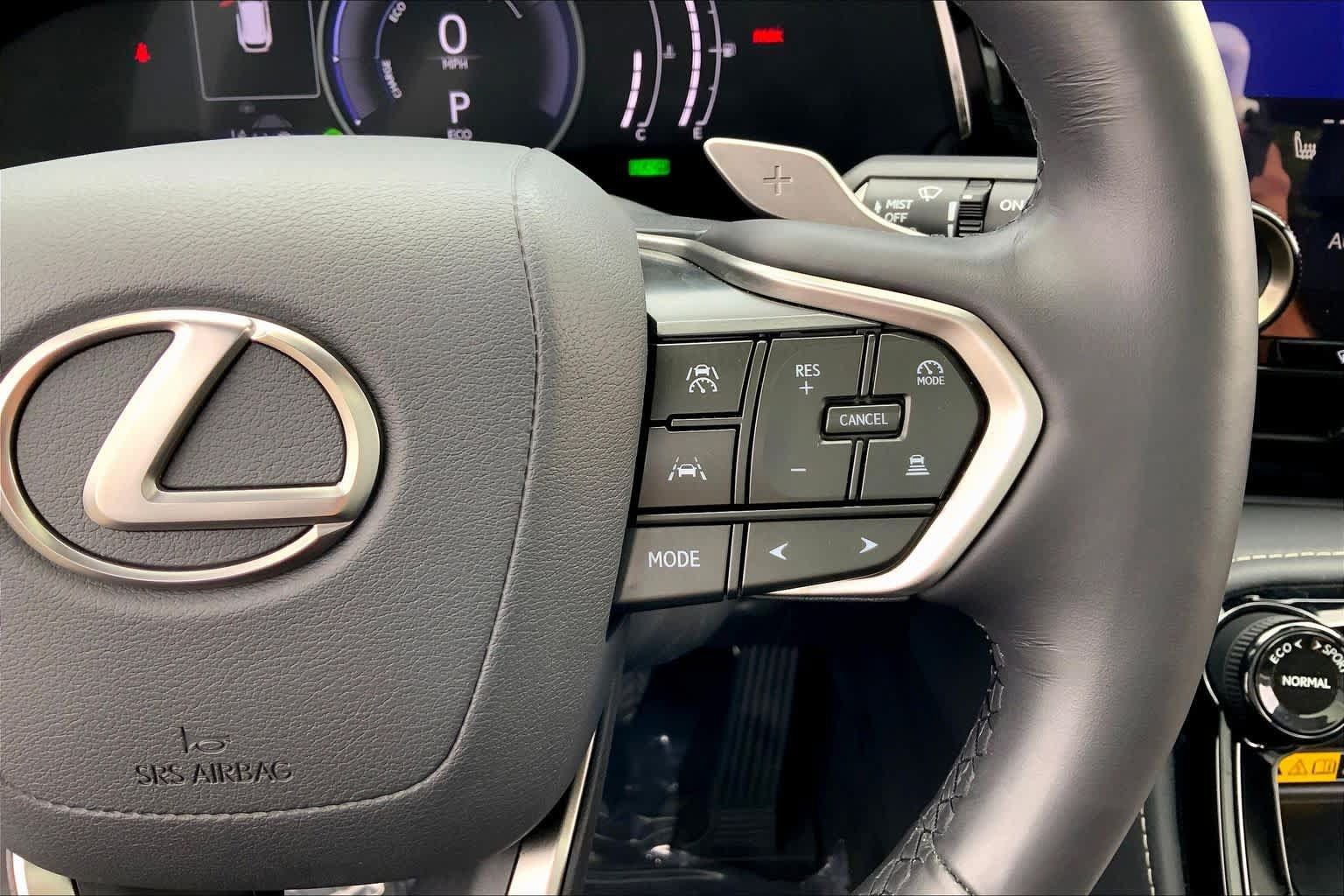 Used 2026 Lexus NX 350h AWD w/ Cold Area Package image 25