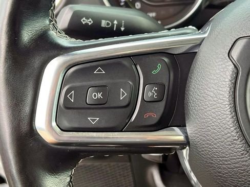 Certified 2022 Jeep Wrangler Unlimited Sahara w/ Cold Weather Group image 18