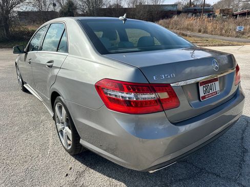 Used 2010 Mercedes-Benz E 350 Sedan image 3