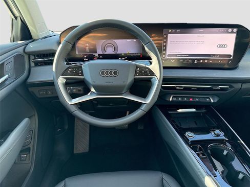 New 2026 Audi Q3 quattro 2.0T image 23