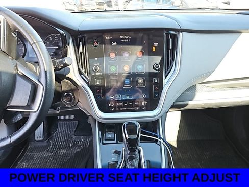 Used 2022 Subaru Outback Premium image 10